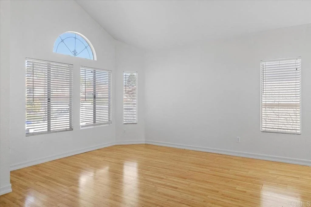 Photo of 539 Avenida Blanco