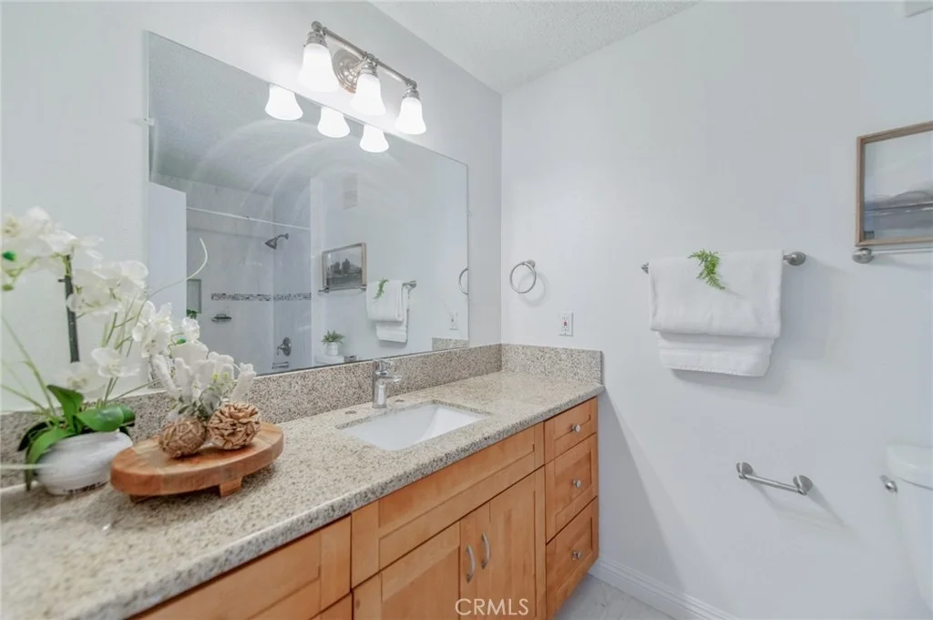 Photo of 44 Fallbrook