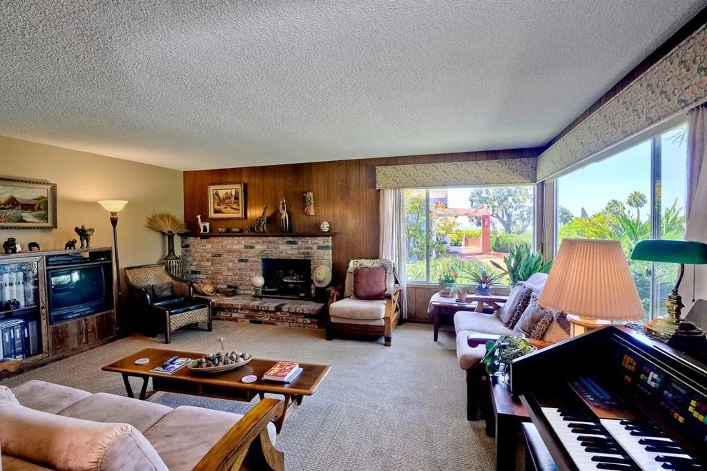 Photo of 1041 Passiflora Place
