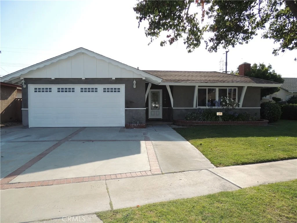 Photo of 19011 Reinhart Avenue