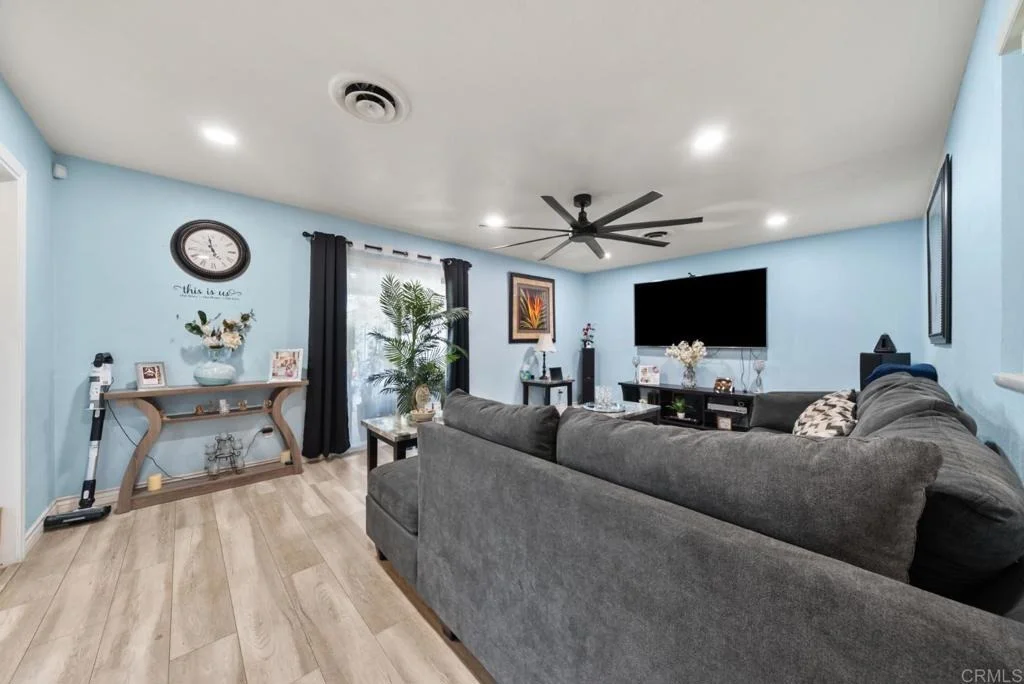 Photo of 2951 Mockingbird Lane