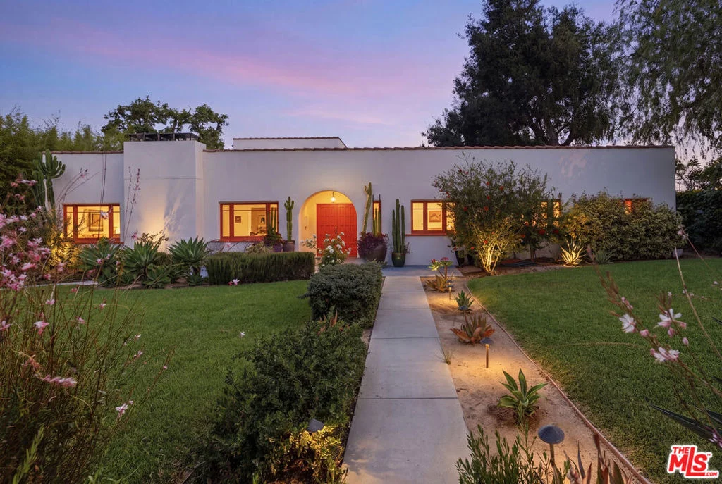 Photo of 2011 Mar Vista Avenue