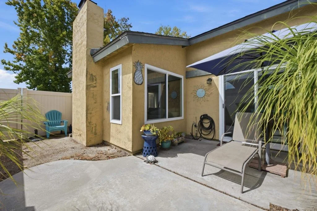 Photo of 3553 Coconut Way