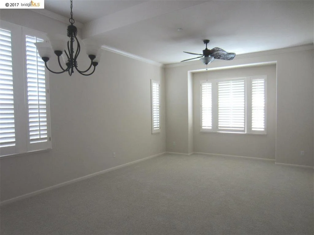 Photo of 1072 Bountiful Wy
