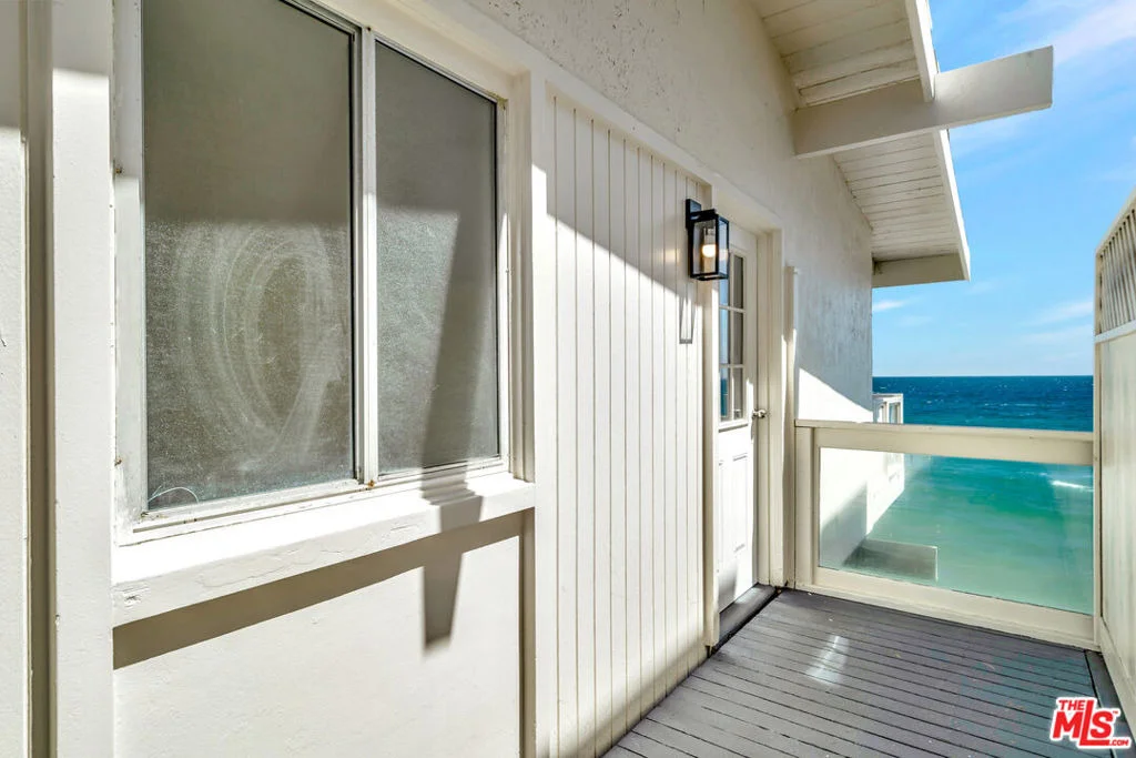 Photo of 25330 Malibu Road