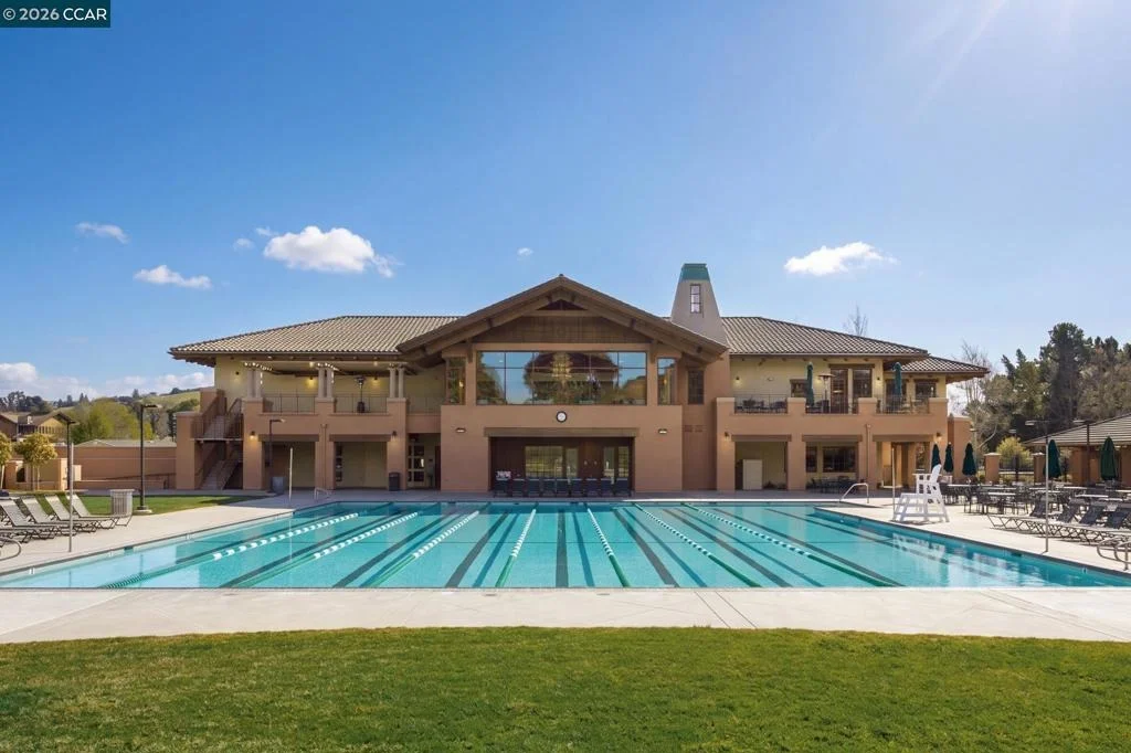 Photo of 900 Augusta Dr