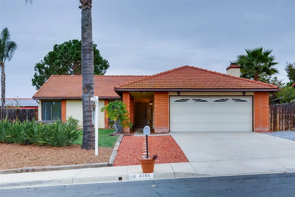 Photo of 4766 Elm Tree