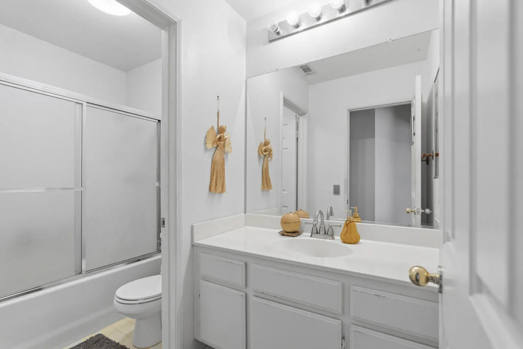 Photo of 230 Fox Mills Lane