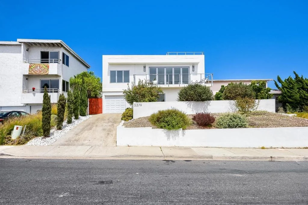 Photo of 5379 La Jolla Mesa