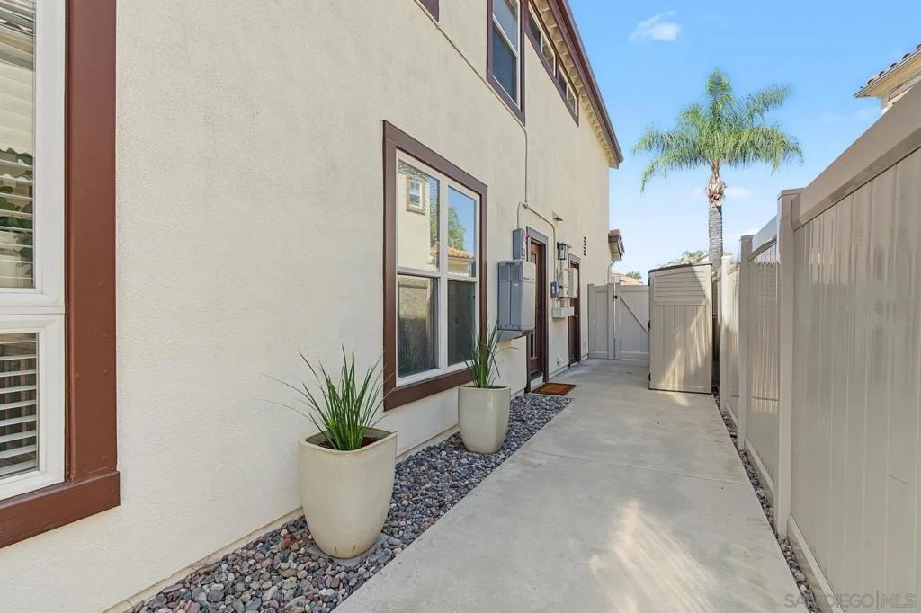 Photo of 45226 Camino Monzon