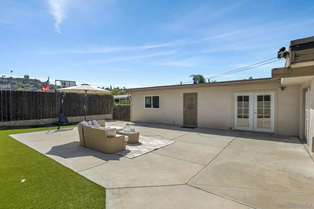 Photo of 12426 Royal