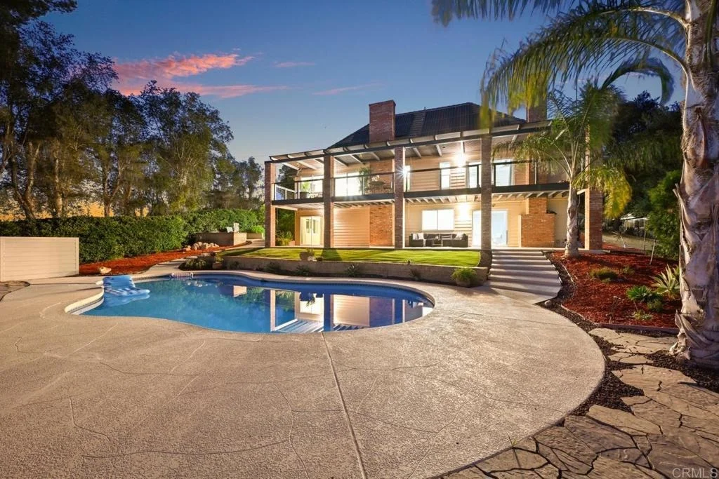 Photo of 1118 Orangewood Drive