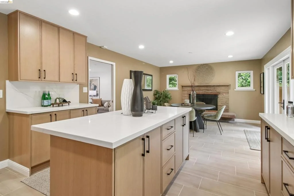 Photo of 1 Woodcrest Cir
