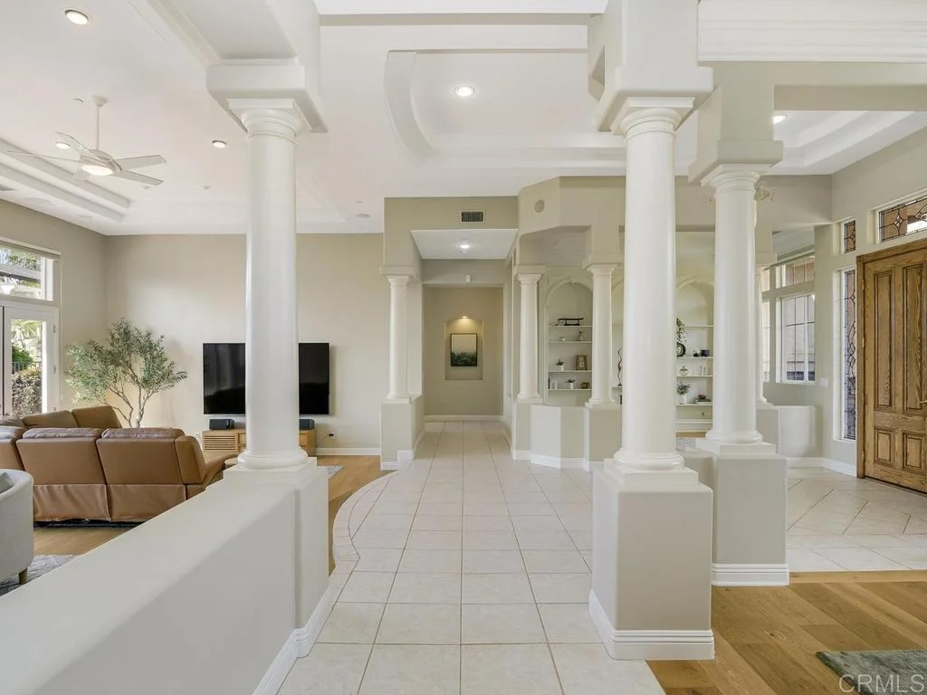 Photo of 2737 Dos Lomas
