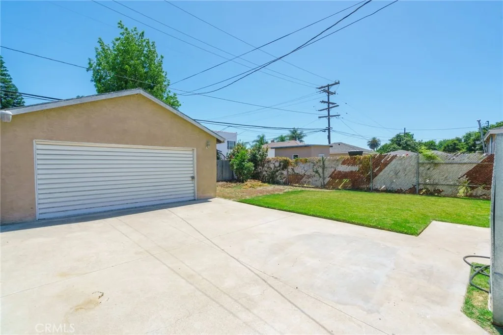 Photo of 346 W School Street
