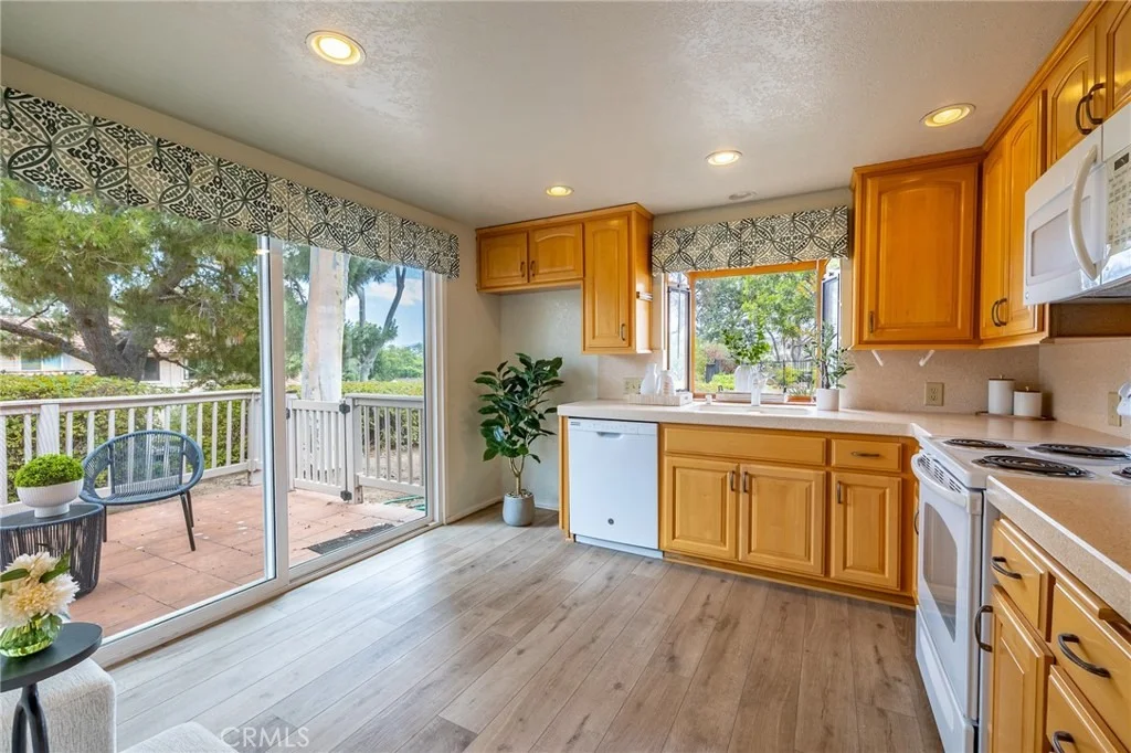 Photo of 25701 Compass