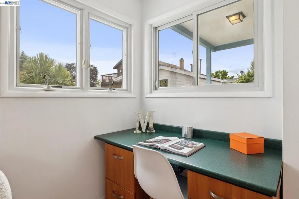 Photo of 3287 Briggs Ave