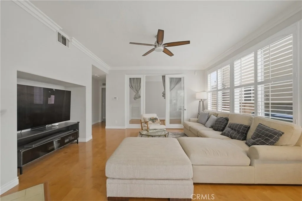 Photo of 21 WEDGEWOOD