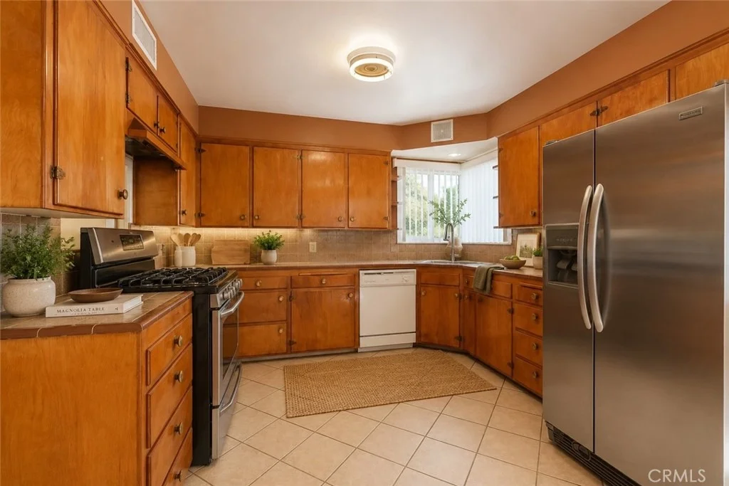 Photo of 417 E Cornell