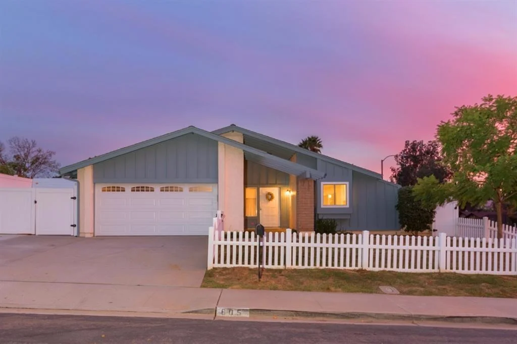 Photo of 605 Meadowview Lane