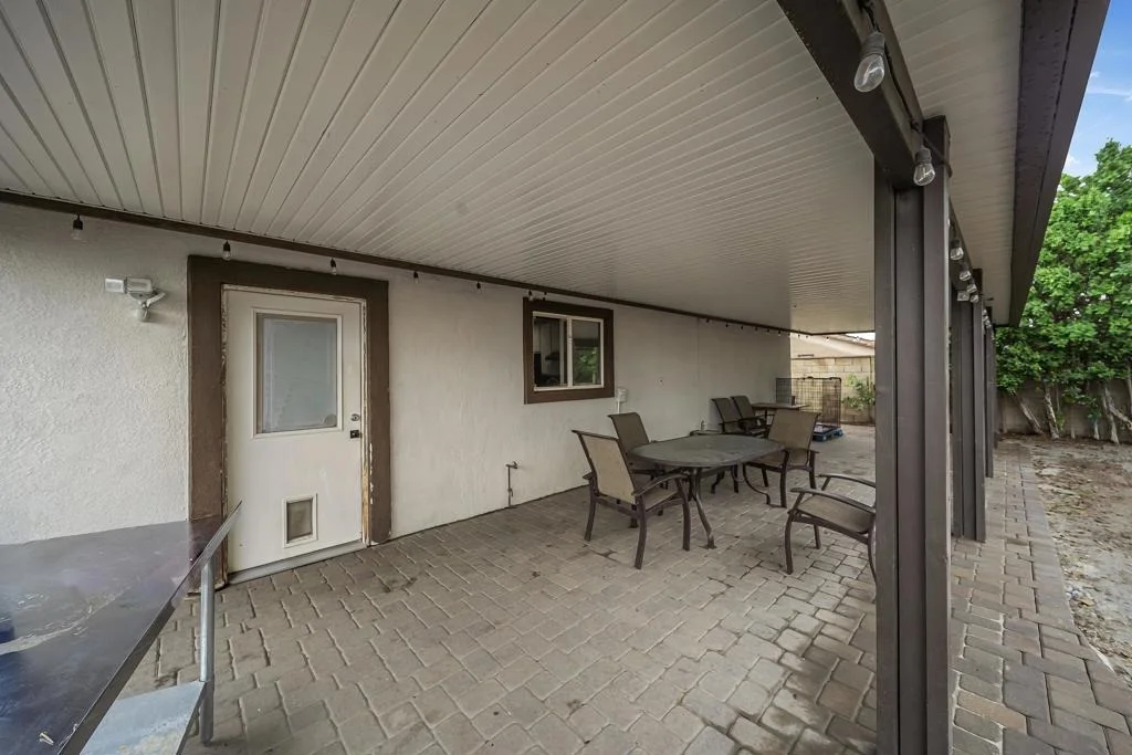 Photo of 52787 Genoa Street