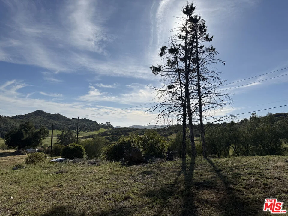 Photo of 33477 Mulholland Highway