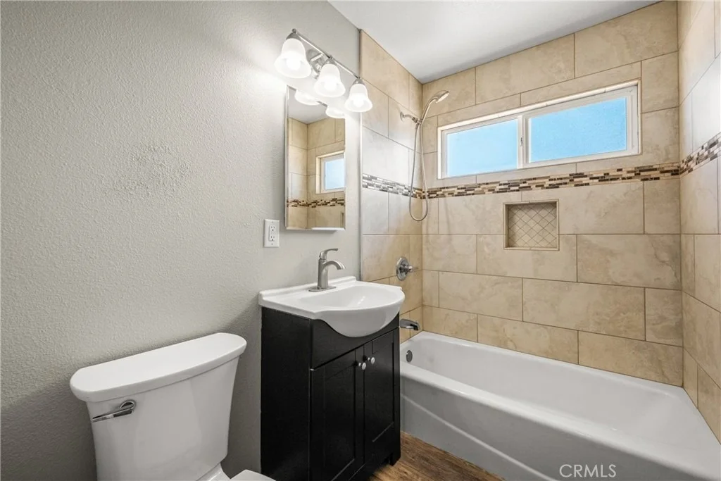 Photo of 5616 Deodar Street