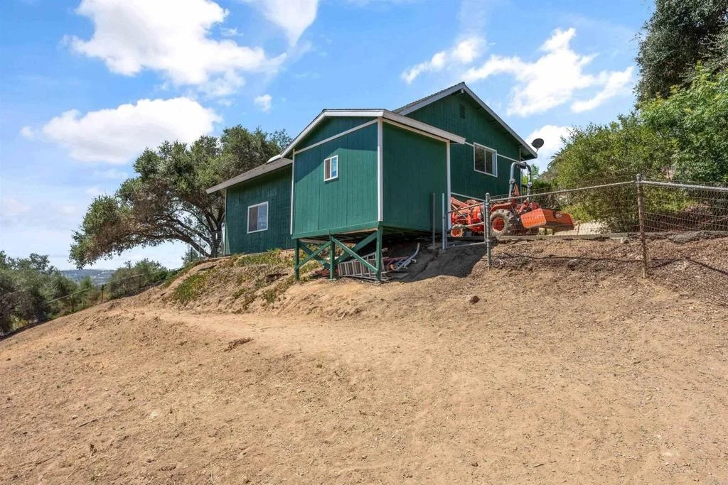 Photo of 4439 La Canada