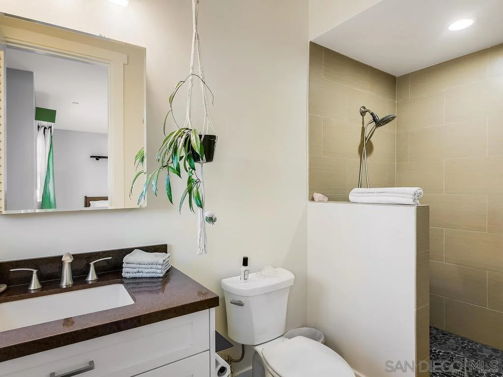 Photo of 120 I Ave