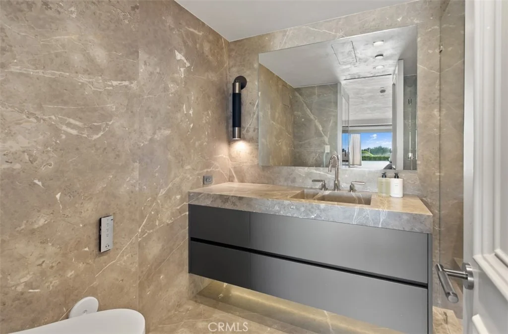 Photo of 7 Sailview