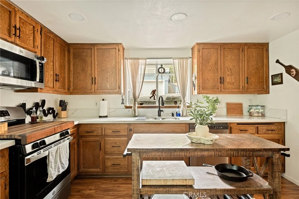 Photo of 247 Oak Drive