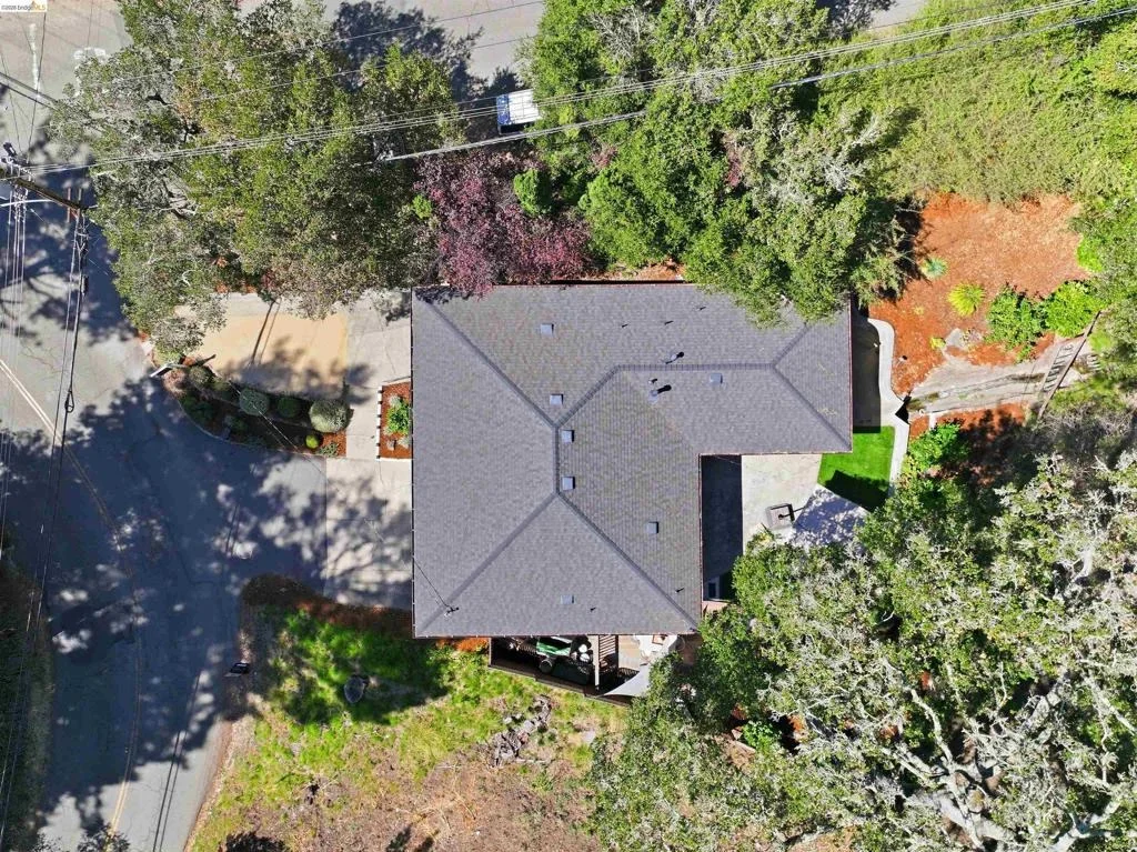 Photo of 5696 Colton Blvd