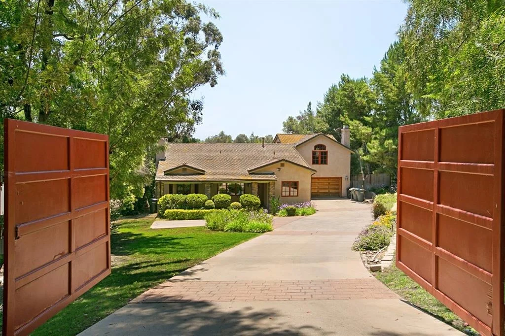 Photo of 2931 Lone Jack Rd