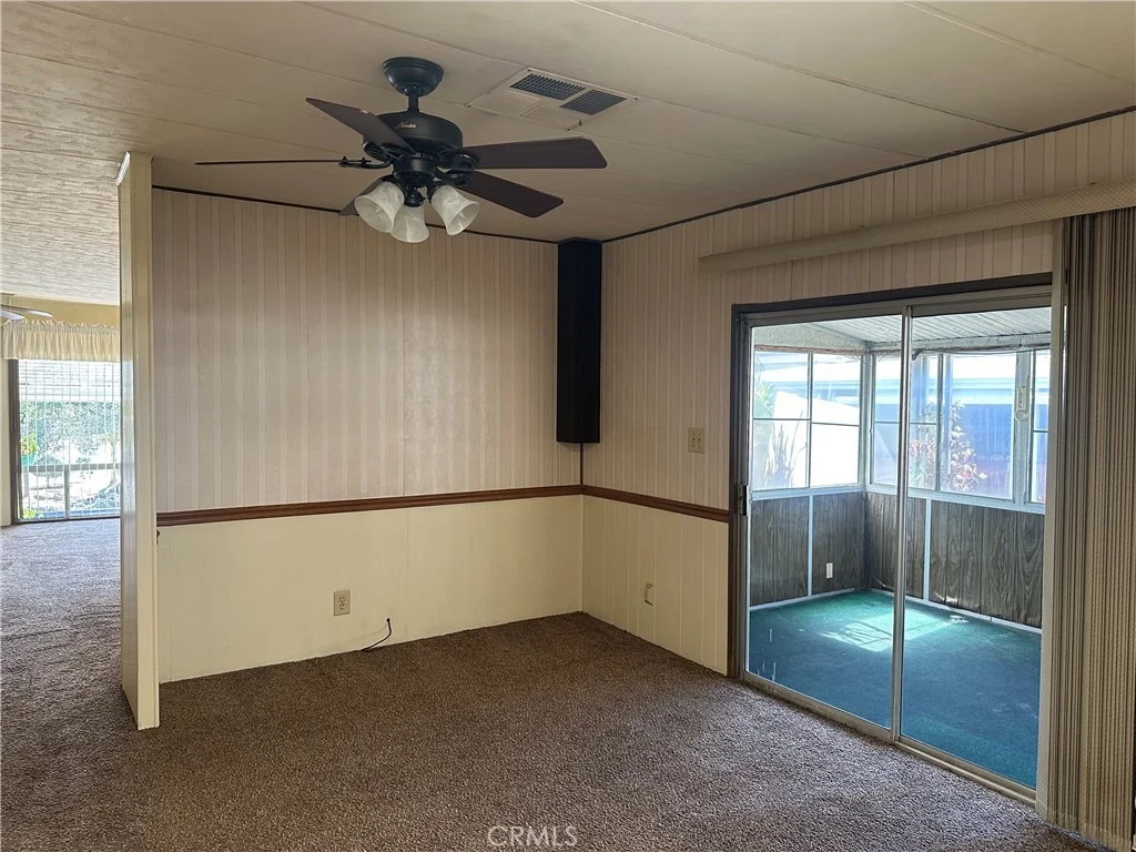 Photo of Unit 103 at 4747 Oak Crest Street