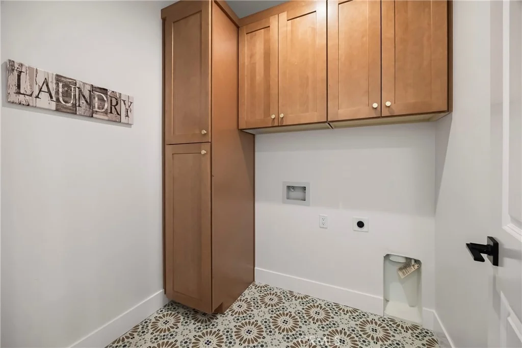 Photo of 5677 Pentz Road