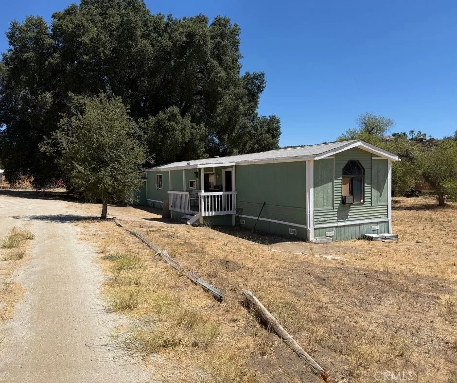 Photo of 37525 E Benton Road