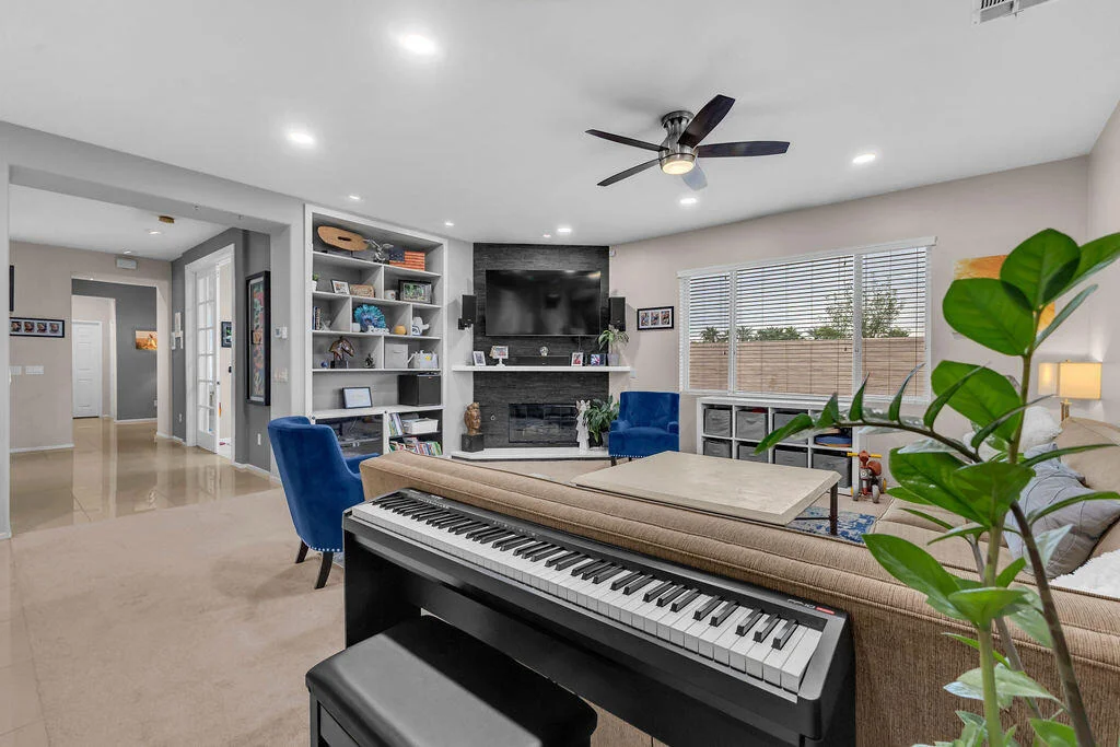 Photo of 42795 Ponte Court