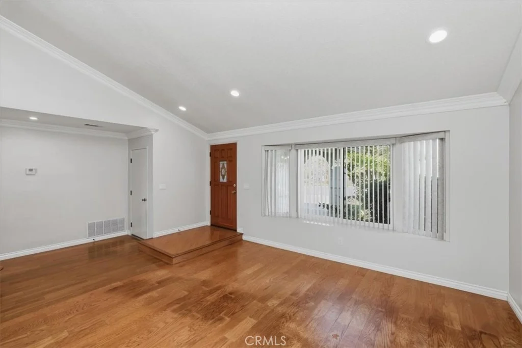 Photo of 7003 Grove