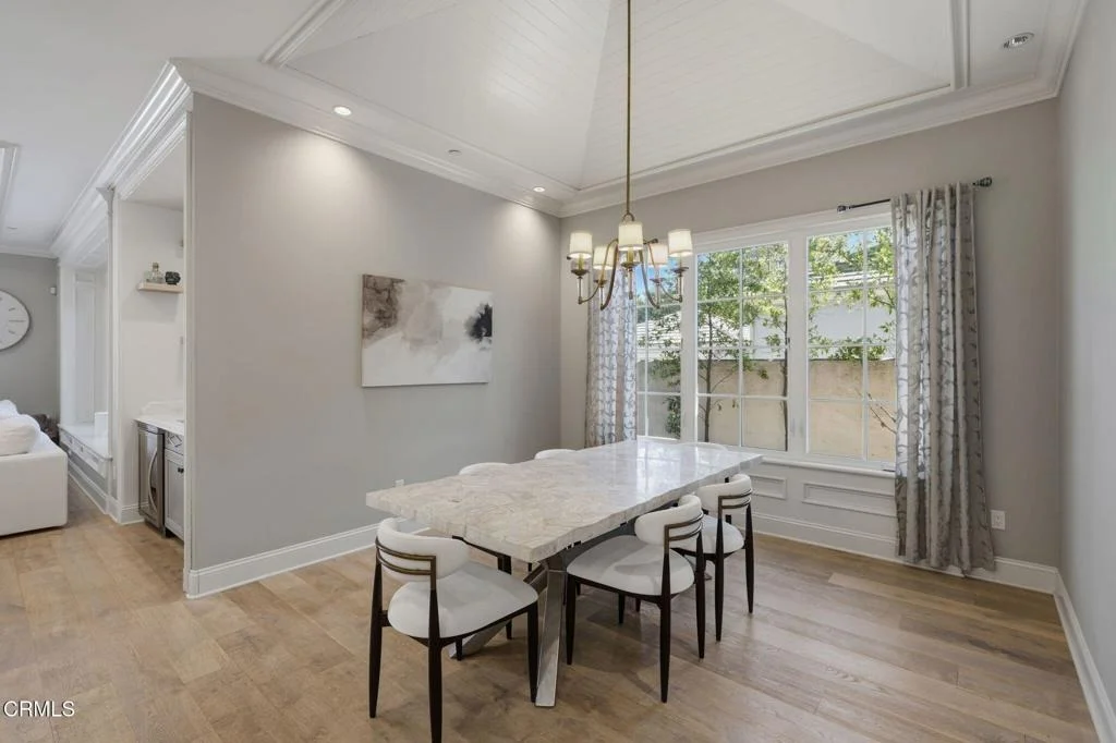 Photo of 933 Coronado Drive