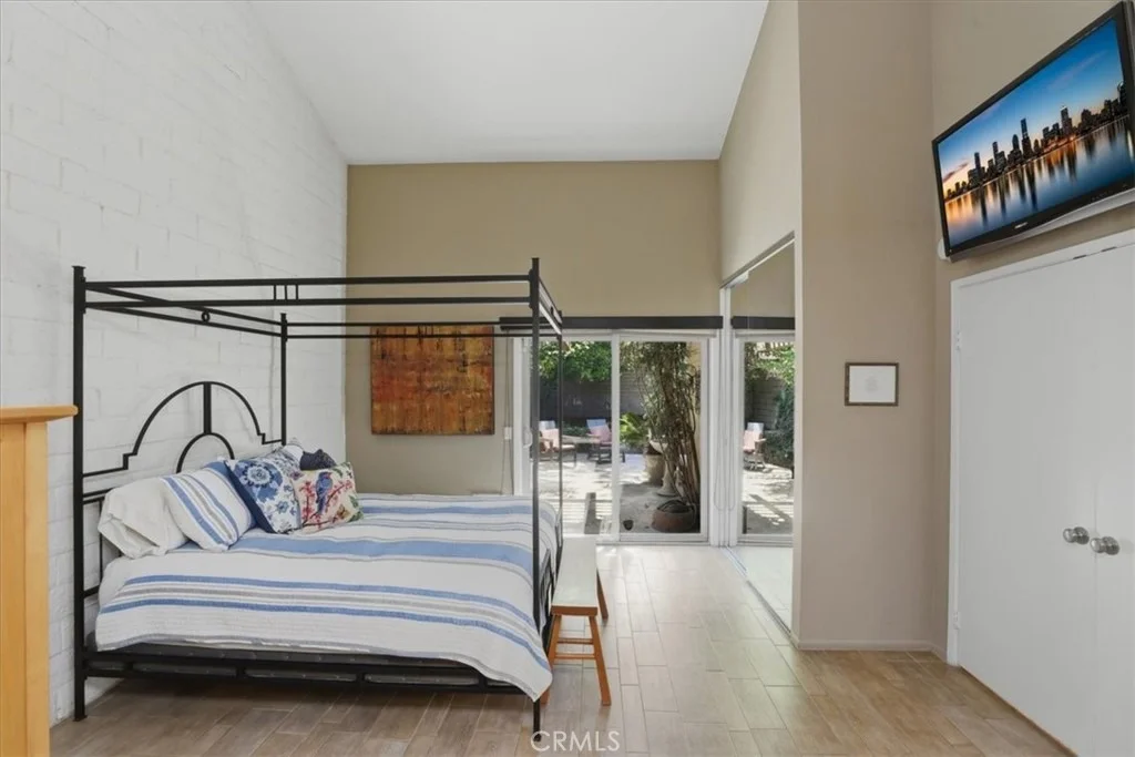 Photo of 5474 Quince