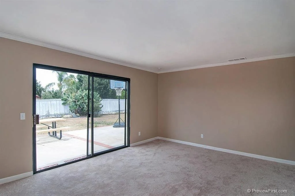 Photo of 7938 Avenida Diestro