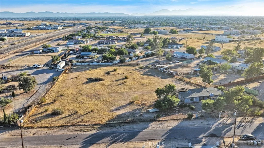 Photo of 17047 Eucalyptus Street