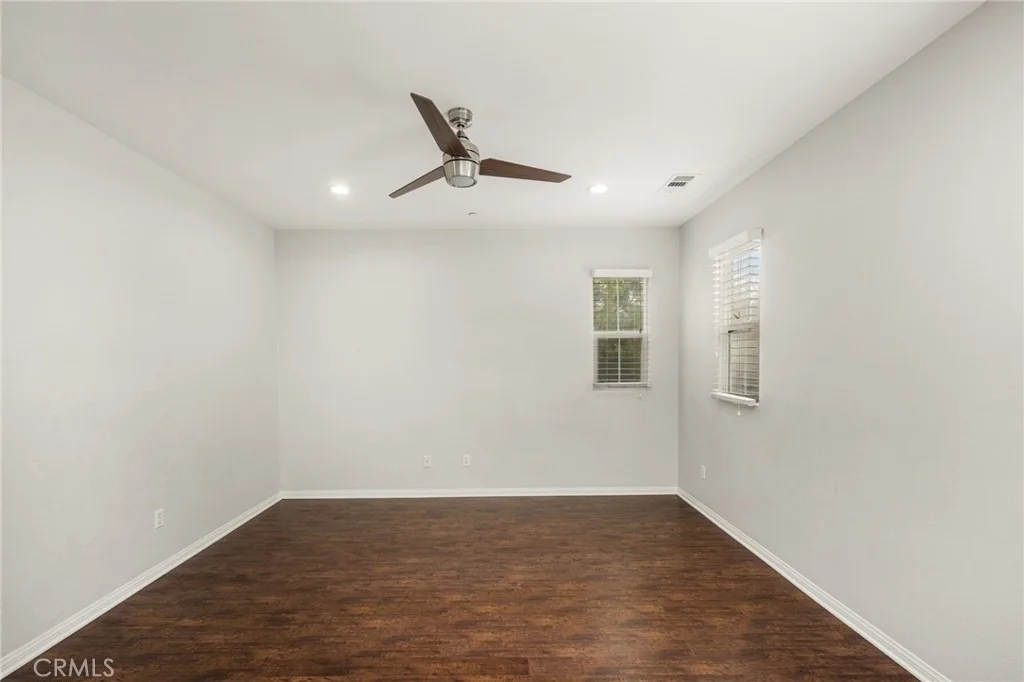 Photo of 439 N Naranjal