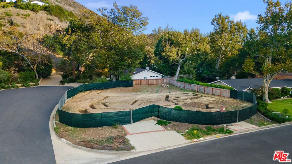 Photo of 6036 Paseo Canyon Drive