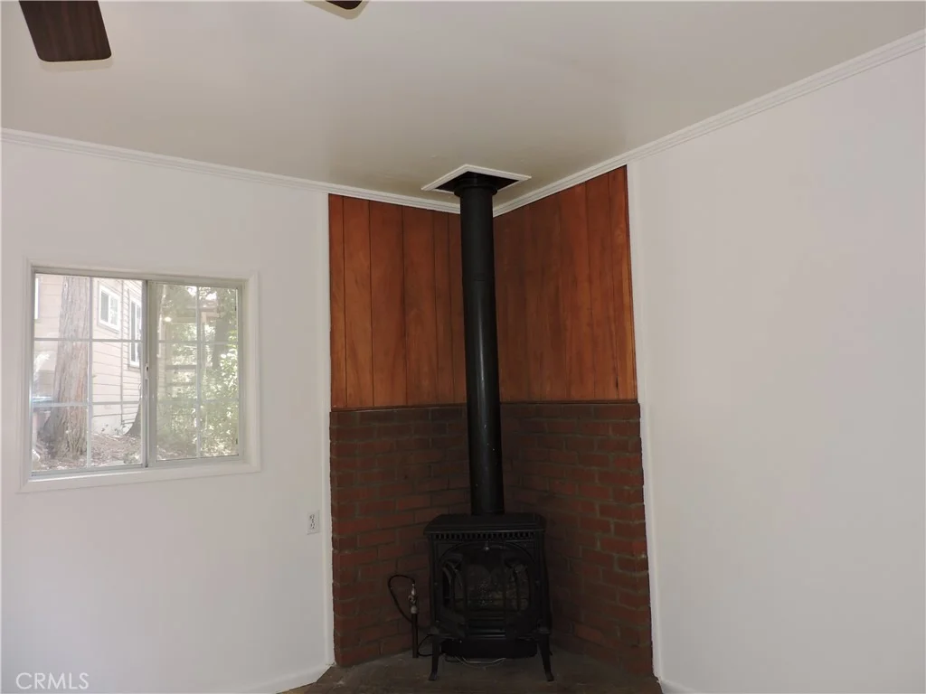 Photo of 657 Knoll