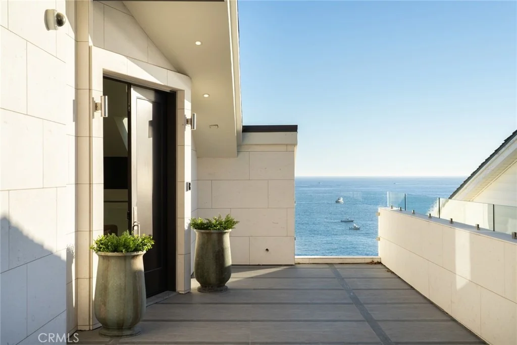 Photo of 33 Bay Drive