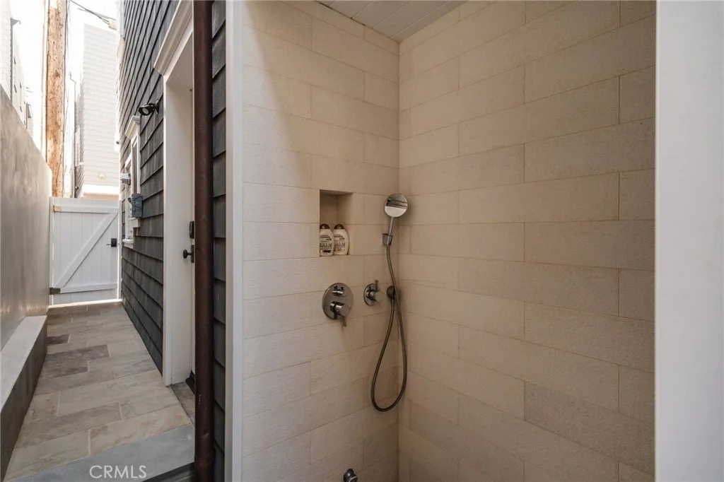 Photo of 413 7th
