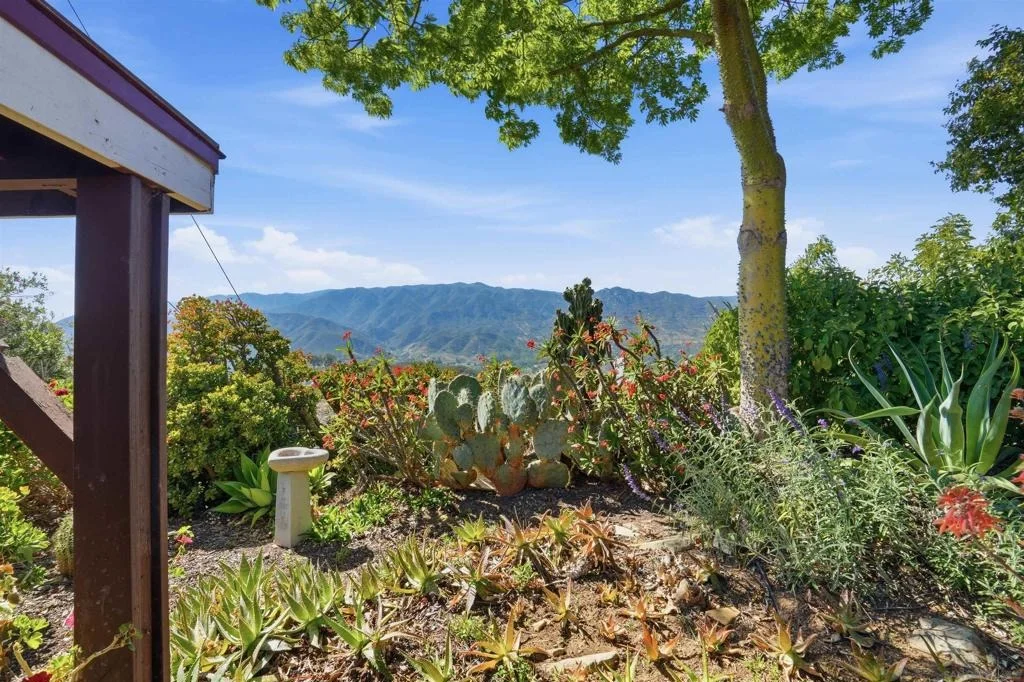 Photo of 2384 Glenn Rd