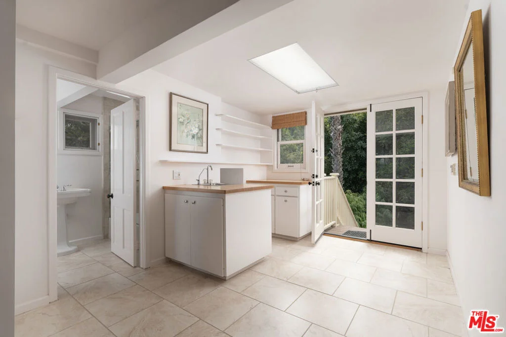Photo of 663 Lilac Drive