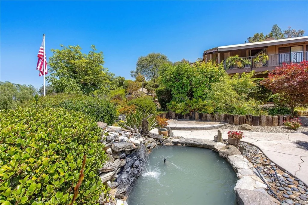 Photo of 10960 Treeside Lane